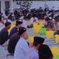 Suasana buka puasa bersama yang digelar Haswal Group di halaman gudang tembakau milik H. Nurul Gufron di Kecamatan Lenteng, Kabupaten Sumenep.