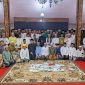 Ket Foto: Suasana khotmil Qur’an mingguan di Pendopo Agung Keraton Sumenep, diikuti oleh jajaran OPD, tokoh agama, dan masyarakat, sebagai wujud penguatan nilai religius dan kebersamaan.