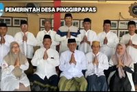 Kepala Desa Pinggirpapas, H. Ubaid Abdul Hayat, bersama jajaran Pemdes menyampaikan ucapan Selamat Hari Raya Idul Fitri 1447 H kepada warga, sambil mengajak memperkuat silaturahmi dan menumbuhkan kepedulian sosial di tengah masyarakat.