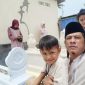 Tradisi ziarah kubur di Hari Raya Idulfitri, anak-anak belajar menghargai akar keluarga melalui doa dan cerita