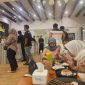 Antusiasme warga terlihat dari padatnya Cafe & Resto D’Queen, yang kini jadi magnet baru kuliner Pamekasan.