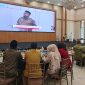 Bupati Sumenep Achmad Fauzi Wongsojudo saat memompa semangat para kepala desa dalam Halal Bihalal Akbar PKDI di Ballroom Hotel Myze, Selasa (7/4/2026), agar tetap kreatif dan kompak membangun desa di tengah efisiensi anggaran.