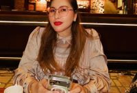 Yessy Praneda di momen ulang tahun ke-50, banjir ucapan dan karangan bunga, dikenal aktif menebar kepedulian sosial.