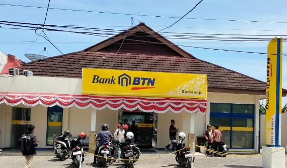 Kantor Bank BTN Cabang Sumenep yang menjadi sorotan terkait keterlambatan penyerahan sertifikat nasabah.