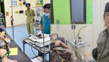 Tenaga kesehatan (Nakes) RSUD Sumenep sigap memberikan penanganan kepada pasien di Instalasi Gawat Darurat (IGD) dengan cepat, terukur, dan penuh kepedulian dalam menghadapi kondisi darurat.