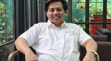 Gus Lilur saat menyampaikan PANCA AMPERA, lima amanat petani tembakau Madura–Nusantara, sebagai suara perlawanan terhadap tekanan industri dan kebijakan cukai yang dinilai belum berpihak pada rakyat.