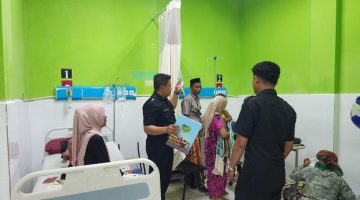 Kesigapan satpam RSUD Sumenep saat membantu pasien menjadi bagian penting dari pelayanan terpadu rumah sakit.