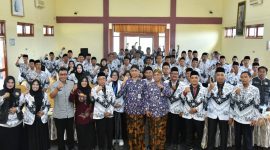 Para guru mengikuti Konkerkab I Persatuan Guru Republik Indonesia Sumenep 2026 yang menyoroti pentingnya adaptasi teknologi dalam pembelajaran.