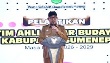 Bupati Sumenep Achmad Fauzi Wongsojudo saat menyampaikan komitmen pelestarian cagar budaya dalam pelantikan Tim Ahli Cagar Budaya (TACB) di Pendopo Agung Keraton Sumenep.