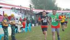 Ratusan personel Kodim 0827/Sumenep mengikuti Tes Kesemaptaan Jasmani Periodik I TA 2026 di Stadion A. Yani Pangligur Sumenep sebagai bagian dari uji ketahanan dan pembinaan fisik prajurit.