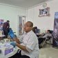 Pimpinan dan karyawan Dealer Honda CV. Sinar Baru Sumenep mengikuti kegiatan donor darah sebagai bentuk kepedulian terhadap sesama.