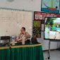 Kegiatan Observasi Kinerja Kepala Sekolah di SDN Panaongan III, Kecamatan Pasongsongan, Sumenep, yang berlangsung hangat dan penuh apresiasi. Terlihat Pejabat Penilai Kinerja Kepala Sekolah Dinas Pendidikan Sumenep, bersama Kepala SDN Panaongan III, Agus Sugianto, serta para guru dalam suasana diskusi dan refleksi peningkatan mutu pendidikan.