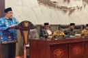 Wakil Bupati Sumenep KH Imam Hasyim menyampaikan Nota Penjelasan Bupati terhadap Raperda Pertanggungjawaban Pelaksanaan APBD Tahun Anggaran 2025 dalam Rapat Paripurna DPRD Kabupaten Sumenep, Rabu (17/6/2026).
