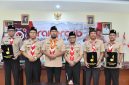 Bupati Sumenep, Achmad Fauzi Wongsojudo, saat memberikan sambutan pada Rakercab Gerakan Pramuka Kwartir Cabang Sumenep 2026 di Aula DPMPTSP Sumenep, Senin (22/6/2026), menekankan pentingnya Pramuka sebagai pencetak generasi berintegritas dan berjiwa pengabdi.