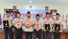 Bupati Sumenep, Achmad Fauzi Wongsojudo, saat memberikan sambutan pada Rakercab Gerakan Pramuka Kwartir Cabang Sumenep 2026 di Aula DPMPTSP Sumenep, Senin (22/6/2026), menekankan pentingnya Pramuka sebagai pencetak generasi berintegritas dan berjiwa pengabdi.
