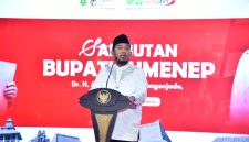 Bupati Sumenep, Achmad Fauzi Wongsojudo, menghadiri dan memimpin Doa untuk Sang Proklamator di Pendopo Agung Keraton Sumenep. Kegiatan yang diikuti 2.050 peserta tersebut menjadi pembuka rangkaian Bulan Bung Karno 2026 sekaligus momentum meneguhkan semangat nasionalisme, persatuan, dan nilai-nilai Pancasila.