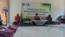 Para kepala sekolah se-Kecamatan Pasongsongan saat mengikuti pertemuan rutin bulanan di SDI Al Wildan, Montorna