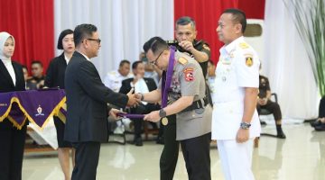 Brigjen Pol Ade Ary Syam Raih Predikat Lulusan Terbaik Bidang Akademik P3N Lemhannas RI
