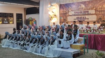Pengajian Akbar dan Tasyakuran Tahfidz Juz 30 Semarakkan Rangkaian Haul dan Harlah Ke-3 KB-TK Plus dan SDNU An-Nur di Sangkapura Gresik