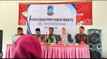 Blangkon Jadi Simbol Pengabdian, Agus Sugianto Dampingi PPPK Pasongsongan Menuju Monitoring BKPSDM Sumenep
