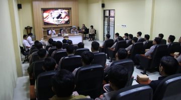 Jaga Marwah Institusi: Propam Polda Jatim Bina Etika Personel Polres Sumenep