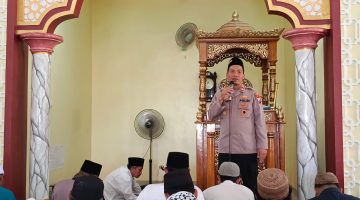 Kapolsek Sangkapura Gelar Safari Jumat di Masjid Subulussalam, Ajak Warga Tingkatkan Kewaspadaan Kamtibmas