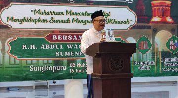 Semarak Muharram 1448 H Ditutup dengan Pengajian Akbar dan Santunan Yatim-Dhuafa di Masjid Besar Sa’adatuddarain Sangkapura Gresik
