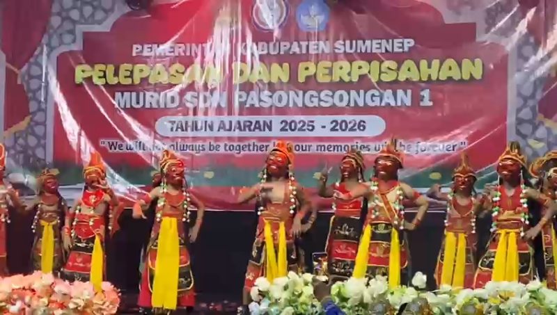 Pelepasan siswa kelas VI SDN Pasongsongan 1 jadi panggung ekspresi dan unjuk bakat siswa, mulai dari Tari Topeng Dalang, drama musikalisasi, hingga penampilan gamelan.