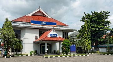 Kantor BRI Cabang Sumenep, pusat layanan perbankan yang terus menjaga integritas dan kepercayaan nasabah.