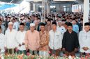 Alumni lintas angkatan IAIN Al-Amin Pamekasan berkumpul dalam Reuni Akbar bertajuk “Temmo Kerrong, Pangèsto Dâ’ Guru Tolang” sebagai ajang mempererat silaturahmi dan menghormati jasa guru.
