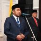 Bupati Sumenep, Achmad Fauzi Wongsojudo, saat memimpin pelantikan dan pengambilan sumpah jabatan PPT Pratama di Paseban Agung Sultan Abdurrahman.