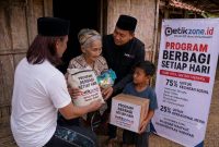 Dakwah kemanusiaan tak hanya hadir dalam kata-kata, namun harus menjadi langkah nyata untuk menguatkan yang lemah dan menolong yang membutuhkan