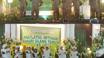 Pentas Seni dan Penyerahan Hadiah Siswa Berprestasi Meriahkan Malam Puncak Haflatul Imtihan dan Harlah ke-58 Tarsib Jadung Dungkek Sumenep