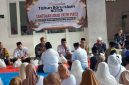 Sebanyak 600 anak yatim dan dhuafa mengikuti Sholawat Akbar dan santunan yang digelar CV Ayunda Permata Sejahtera pada peringatan 10 Muharram 1448 Hijriah.