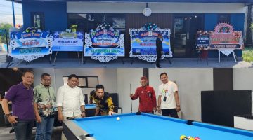 Suasana soft opening HM Cafe & Billiard di samping Hotel Kangean Sumenep, Jumat (26/6/2026), yang dihadiri unsur Pemerintah Kabupaten Sumenep, tokoh masyarakat, wartawan, dan komunitas biliar. HM Cafe & Billiard hadir dengan konsep memadukan olahraga, kuliner, dan ruang berkumpul yang nyaman.
