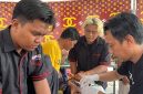 Tim DRT The Big Family bersama tenaga medis Klinik Al-Fatih memberikan pelayanan khitan gratis kepada ratusan anak di Kelurahan Bangselok, Sabtu (27/6/2026), sebagai wujud kepedulian sosial dalam menyemarakkan bulan Muharram sekaligus memanfaatkan momen libur panjang sekolah.