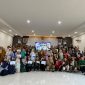 Direktur, jajaran manajemen, panitia, dan para peserta berfoto bersama usai penutupan Gebyar 3M (Mutu, Mantap, Meriah) RSUD dr. H. Moh. Anwar Sumenep yang ditutup dengan lomba cerdas cermat sebagai upaya memperkuat budaya mutu, keselamatan pasien, serta kesiapan menghadapi akreditasi rumah sakit.