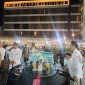 Suasana silaturahmi Danrem 084/Bhaskara Jaya bersama berbagai elemen masyarakat Kabupaten Sumenep sebagai upaya mempererat komunikasi, memperkuat kolaborasi, dan mendukung pelaksanaan Karya Bakti TNI AD Skala Besar 2026.