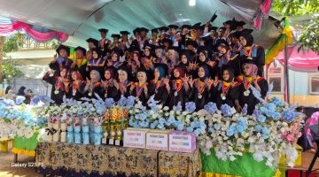 Pondok Pesantren Al-Arifin Sampang Lepas 121 Siswa, Tegaskan Komitmen Mencetak Generasi Berakhlak dan Berprestasi