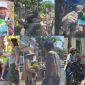 Detikzone.id kembali menyalurkan bantuan kepada seorang pencari nafkah jalanan dalam rangka Program Sedekah Setiap Hari yang memasuki hari ke-38. Melalui semangat Jurnalisme Ihdinas Sirotol Mustaqim, Detikzone.id terus menghadirkan jurnalisme yang tidak hanya menyampaikan berita, tetapi juga menebarkan kepedulian, menguatkan harapan, dan menghadirkan manfaat nyata bagi masyarakat dhuafa.
