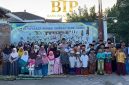 Foto: Pengasuh Yayasan Rumah Singgah Bumi Damai Yogyakarta, Ipda Nur Ali Suwandi (Bon Ali), bersama ratusan anak yatim, piatu, dan anak telantar menyampaikan rasa syukur serta ucapan terima kasih kepada Founder BIP Foundation, H. Ali Zainal Abidin, atas bantuan kemanusiaan sebesar Rp100 juta