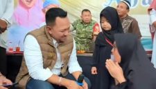 Tak kuasa menahan air mata, Ibu Yuliatin menangis haru saat menerima bantuan dari BIP Foundation. Di tengah ujian hidup yang berat, kepedulian tersebut menjadi harapan baru bagi dirinya dan ketiga anaknya