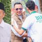 Kiri, Arief Camra; kanan, Founder Yayasan Bani Insan Peduli (BIP), H. Ali Zainal Abidin