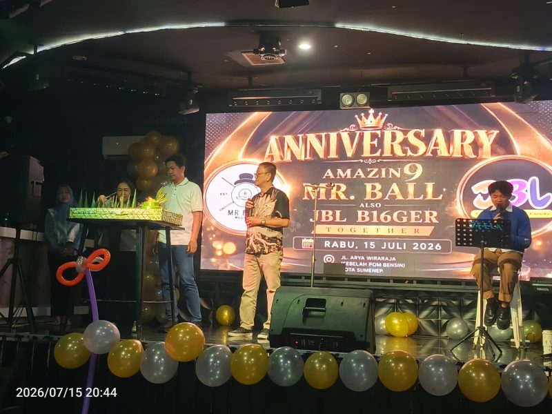 Anniversary ke-9 MR Ball dan ke-16 JBL di Sumenep, Rabu (15/7/2026) malam. Perayaan berlangsung penuh rasa syukur bersama supplier, mitra usaha, insan media, tokoh masyarakat, dan warga sekitar.
