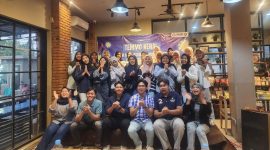 Foto: Ketua Formara Universitas Airlangga Wilayah Sumenep, Fahmi Syihaab, bersama peserta saat kegiatan Temu Kenal bertema 