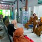 Kepala Bidang Kesehatan Masyarakat Dinkes Kabupaten Probolinggo Sri Wahyu Utami dalam kegiatan pemeriksaan ibu hamil oleh dokter spesialis.