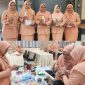 Ketua DWP BKPSDM Kabupaten Probolinggo, Diana Ekasari Hari Kriswanto, memimpin pertemuan rutin yang diisi pelatihan daur ulang, edukasi literasi keuangan, dan penguatan kepedulian sosial di Balai Diklat Dringu, Jumat (31/7/2026).