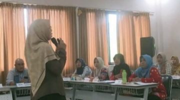 Sebanyak 30 tenaga kesehatan Dinas Kesehatan Kabupaten Probolinggo mengikuti pelatihan di Malang guna memperkuat layanan kesehatan bagi lanjut usia (lansia).