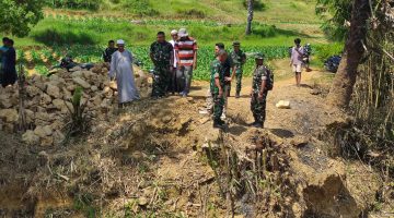 Harapan yang Lama Tertunda Akhirnya Terwujud, TNI AD Bangun Jembatan Beton untuk Petani Desa Mandala Sumenep