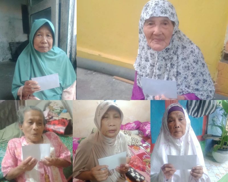 Penyaluran bantuan kepada janda tua dalam Program Sedekah Setiap Hari Detikzone.id di hari ke-68 